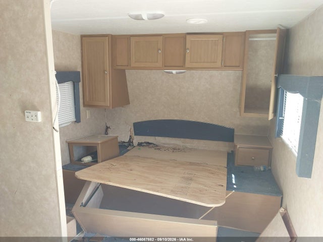Продажа на аукционе авто 2004 Four Winds Express, vin: 47CTDTN204M418746, номер лота: 46087882