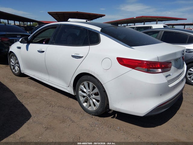 KIA OPTIMA EX 2018 5XXGU4L34JG201447 Image 3