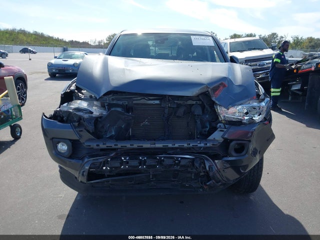 2021 Toyota Tacoma Sr5 V6 მანქანა იყიდება აუქციონზე, vin: 3TMAZ5CN8MM156532, აუქციონის ნომერი: 46087893