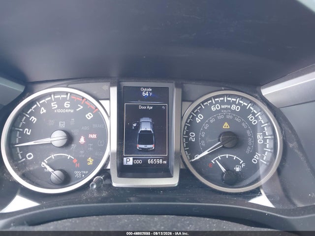 2021 Toyota Tacoma Sr5 V6 მანქანა იყიდება აუქციონზე, vin: 3TMAZ5CN8MM156532, აუქციონის ნომერი: 46087893