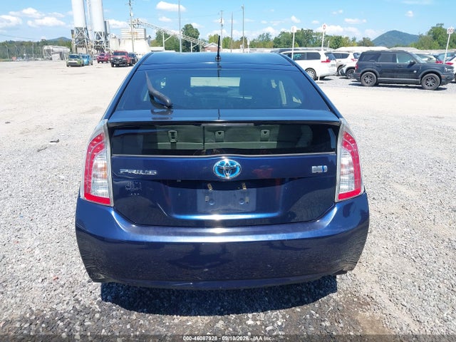 2015 Toyota Prius Two მანქანა იყიდება აუქციონზე, vin: JTDKN3DU6F0408875, აუქციონის ნომერი: 46087928