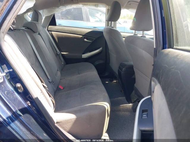 2015 Toyota Prius Two მანქანა იყიდება აუქციონზე, vin: JTDKN3DU6F0408875, აუქციონის ნომერი: 46087928