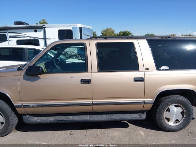Продаж на аукціоні авто 1999 Chevrolet Suburban 1500 Lt, vin: 3GNFK16RXXG229394, номер лоту: 46087969