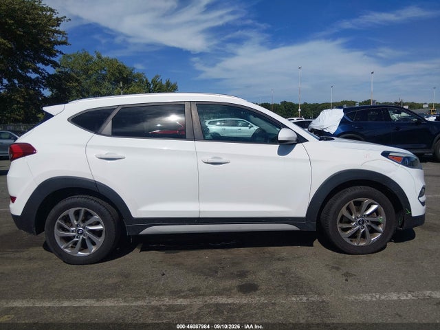 2017 Hyundai Tucson Se მანქანა იყიდება აუქციონზე, vin: KM8J3CA45HU437717, აუქციონის ნომერი: 46087984