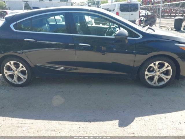 46087999 :رقم المزاد ، 3G1BF6SM6HS521022 vin ، 2017 Chevrolet Cruze Premier Auto مزاد بيع