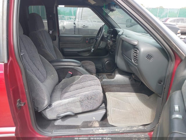 2002 Gmc Sonoma Sls მანქანა იყიდება აუქციონზე, vin: 1GTDT19W928121135, აუქციონის ნომერი: 46088001