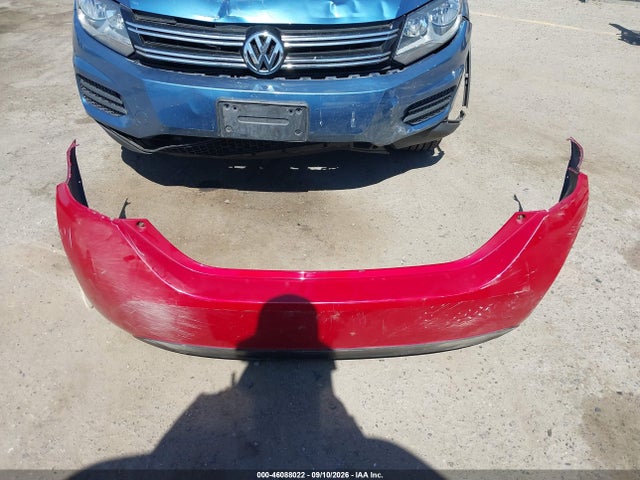 2015 Toyota Corolla S Plus მანქანა იყიდება აუქციონზე, vin: 2T1BURHE8FC276958, აუქციონის ნომერი: 46088022