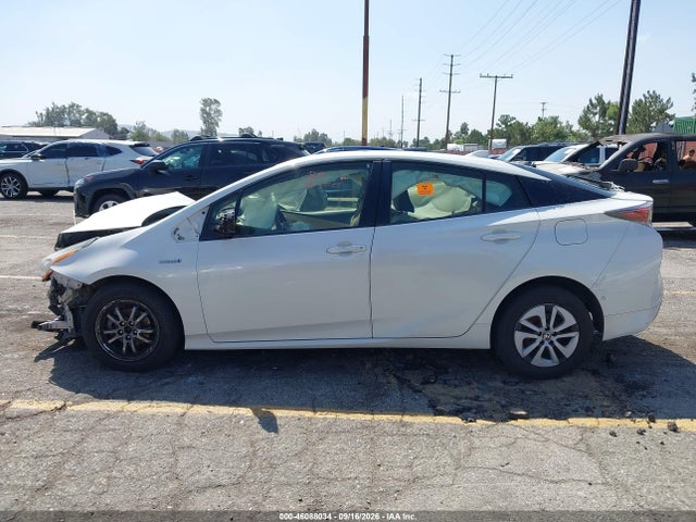 2018 Toyota Prius Two მანქანა იყიდება აუქციონზე, vin: JTDKBRFU1J3073119, აუქციონის ნომერი: 46088034