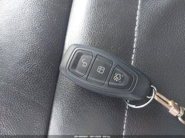 46088051 :رقم المزاد ، 1FADP5BU3DL544674 vin ، 2013 Ford C-max Hybrid Sel مزاد بيع
