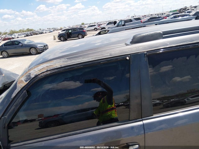 46088092 :رقم المزاد ، JTEBU5JR7H5431341 vin ، 2017 Toyota 4runner Sr5 مزاد بيع