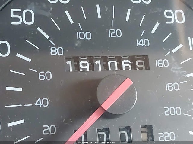 Продажа на аукционе авто 1993 Volvo 940, vin: YV1JW8703P0081118, номер лота: 46088123