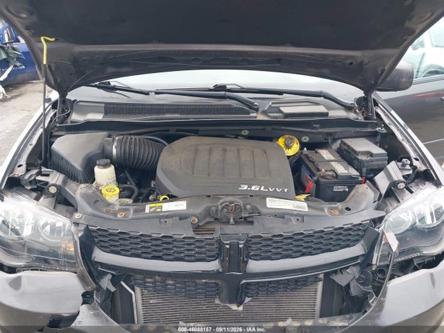 Продаж на аукціоні авто 2015 Dodge Grand Caravan Sxt, vin: 2C4RDGCG1FR531414, номер лоту: 46088157