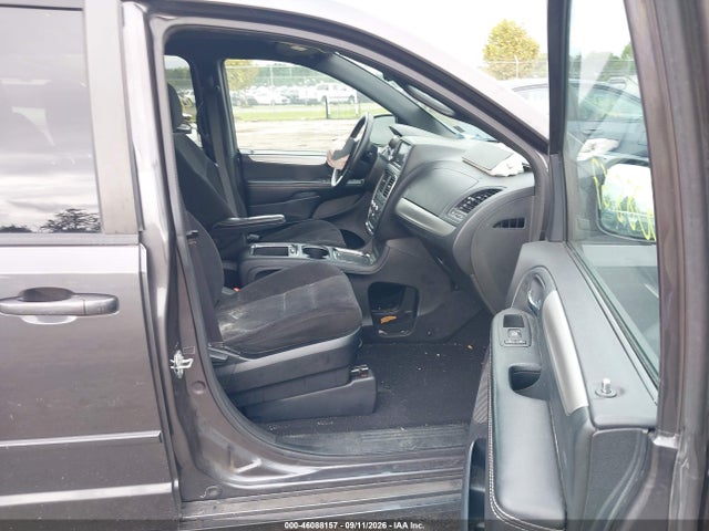 Продаж на аукціоні авто 2015 Dodge Grand Caravan Sxt, vin: 2C4RDGCG1FR531414, номер лоту: 46088157