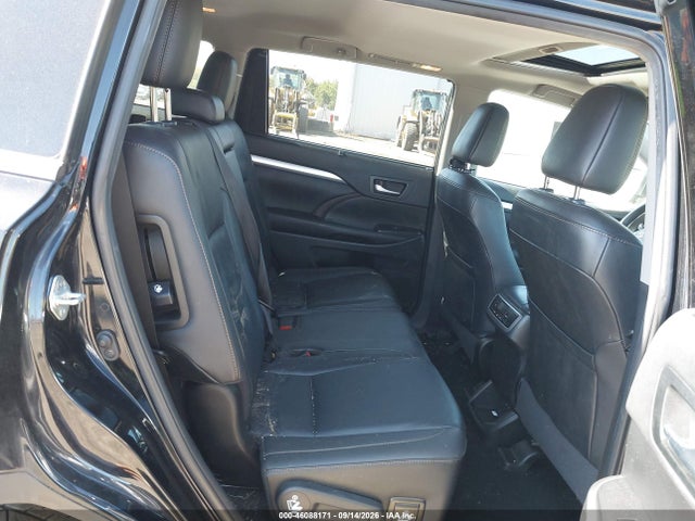 5TDJZRFH2KS617881 Toyota Highlander Xle