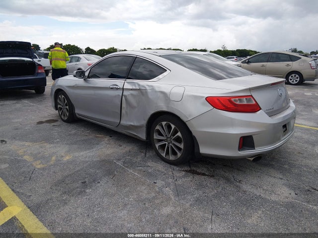 46088211 :رقم المزاد ، 1HGCT2B88DA008626 vin ، 2013 Honda Accord Ex-l V-6 مزاد بيع