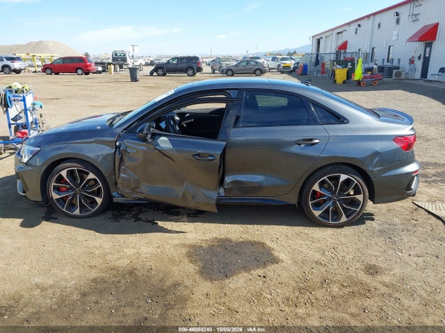 2022 Audi S3 Premium Plus Tfsi Quattro S Tronic მანქანა იყიდება აუქციონზე, vin: WAUH3DGY4NA003737, აუქციონის ნომერი: 46088240