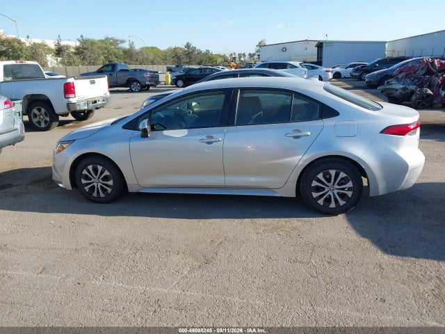 Продаж на аукціоні авто 2022 Toyota Corolla Hybrid Le, vin: JTDEAMDE1NJ035700, номер лоту: 46088245