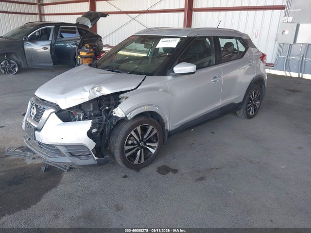46088279 :رقم المزاد ، 3N1CP5CV6LL551492 vin ، 2020 Nissan Kicks Sv Xtronic Cvt مزاد بيع