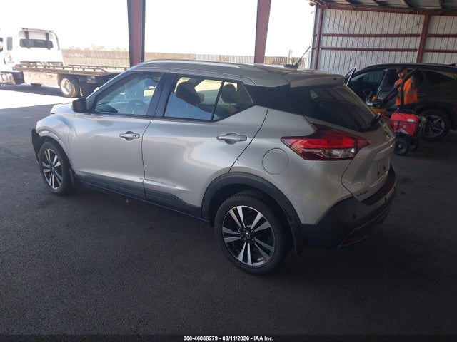 46088279 :رقم المزاد ، 3N1CP5CV6LL551492 vin ، 2020 Nissan Kicks Sv Xtronic Cvt مزاد بيع