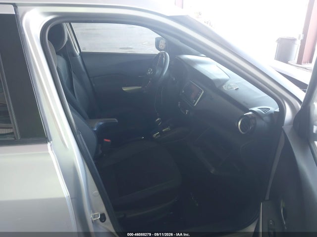 46088279 :رقم المزاد ، 3N1CP5CV6LL551492 vin ، 2020 Nissan Kicks Sv Xtronic Cvt مزاد بيع