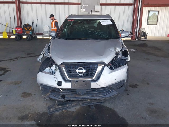 46088279 :رقم المزاد ، 3N1CP5CV6LL551492 vin ، 2020 Nissan Kicks Sv Xtronic Cvt مزاد بيع