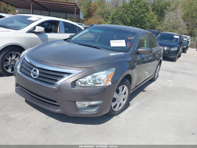 Nissan Altima 2.5 S 2014 1N4AL3AP3EN220466 Image 2