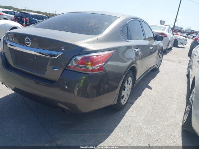 Nissan Altima 2.5 S 2014 1N4AL3AP3EN220466 Image 4