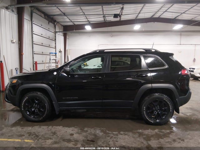 46088296 :رقم المزاد ، 1C4PJMBN5KD489454 vin ، 2019 Jeep Cherokee Trailhawk 4x4 مزاد بيع