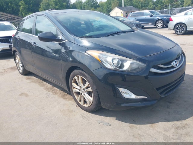 2013 Hyundai Elantra Gt მანქანა იყიდება აუქციონზე, vin: KMHD35LE1DU090394, აუქციონის ნომერი: 46088302