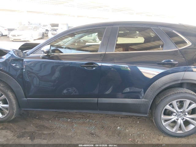 46088306 :رقم المزاد ، 3MVDMBBL6NM417182 vin ، 2022 Mazda Cx-30 Select مزاد بيع