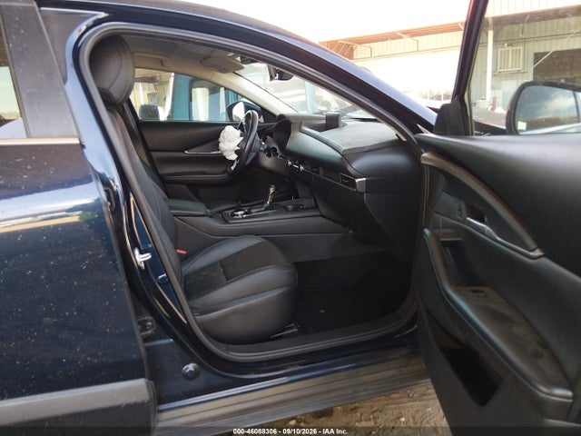 46088306 :رقم المزاد ، 3MVDMBBL6NM417182 vin ، 2022 Mazda Cx-30 Select مزاد بيع