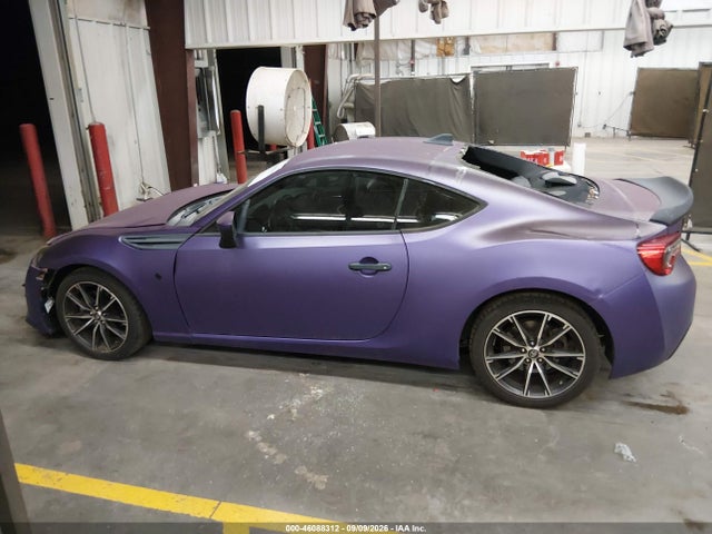 46088312 :رقم المزاد ، JF1ZNAA10H8702098 vin ، 2017 Toyota 86 مزاد بيع