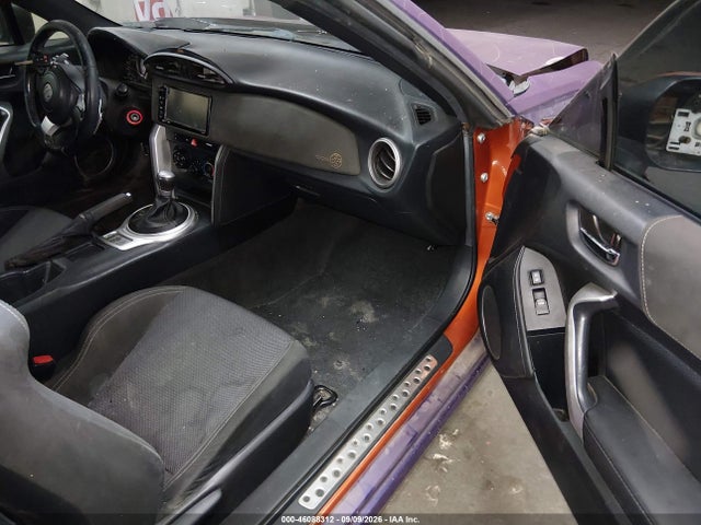 46088312 :رقم المزاد ، JF1ZNAA10H8702098 vin ، 2017 Toyota 86 مزاد بيع