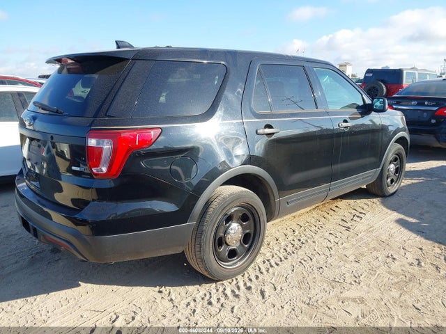 Ford Utility Police Interceptor 2016 1FM5K8AR6GGB36089 Image 4