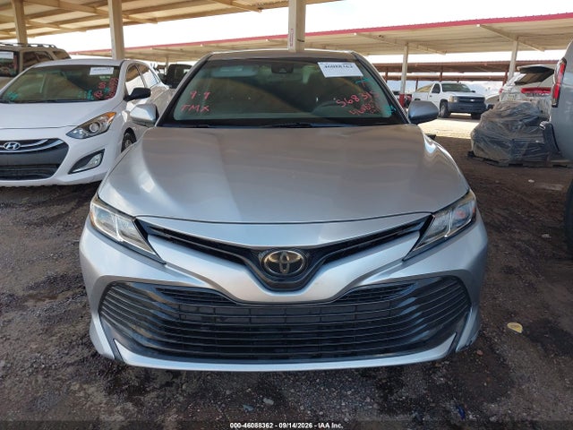 Продажа на аукционе авто 2018 Toyota Camry Le, vin: 4T1B11HK3JU568315, номер лота: 46088362