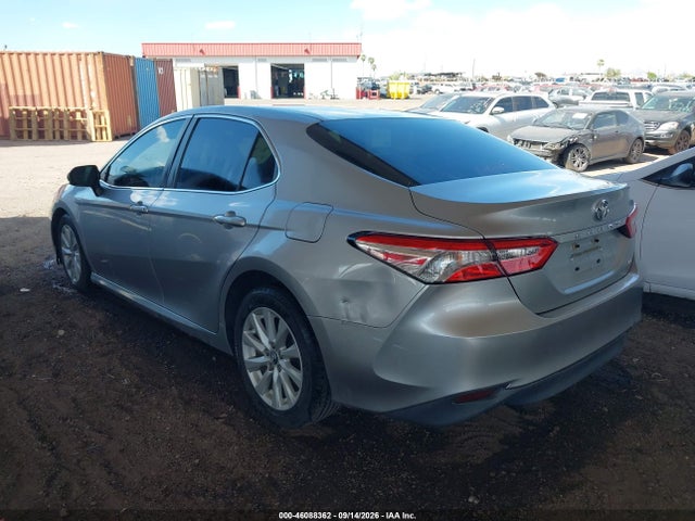 Продажа на аукционе авто 2018 Toyota Camry Le, vin: 4T1B11HK3JU568315, номер лота: 46088362