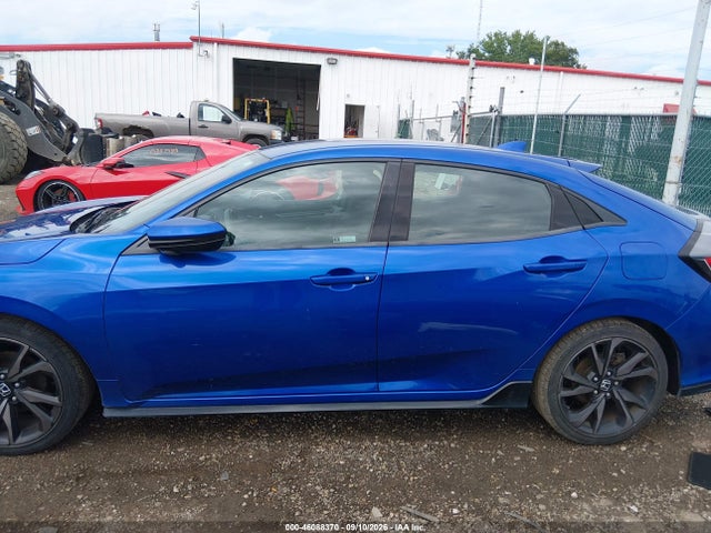 2018 Honda Civic Sport მანქანა იყიდება აუქციონზე, vin: SHHFK7H45JU415014, აუქციონის ნომერი: 46088370