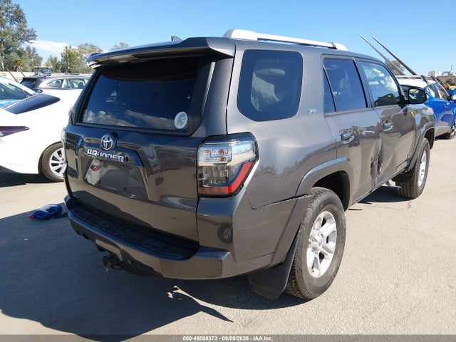 Toyota 4runner Sr5 Premium 2017 JTEBU5JR8H5432465 Image 4