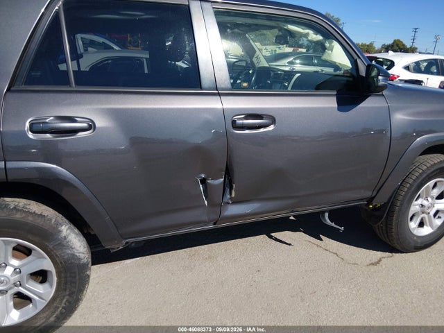 Toyota 4runner Sr5 Premium 2017 JTEBU5JR8H5432465 Image 6