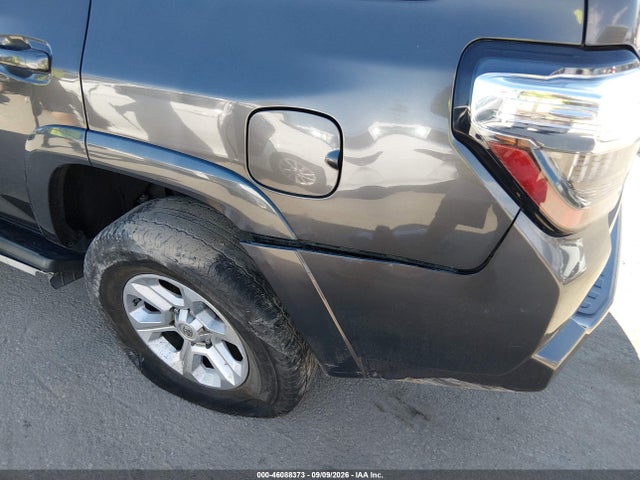 Toyota 4runner Sr5 Premium 2017 JTEBU5JR8H5432465 Image 15