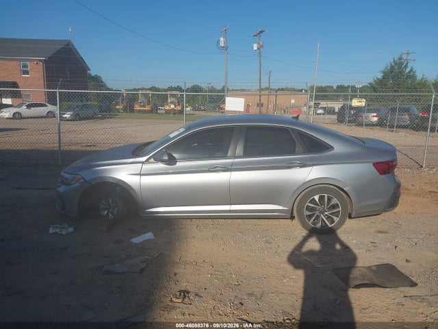 2024 Volkswagen Jetta 1.5t S მანქანა იყიდება აუქციონზე, vin: 3VW5M7BUXRM089327, აუქციონის ნომერი: 46088376