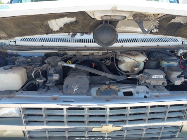 46088402 :رقم المزاد ، 1GBGG35KXSF134721 vin ، 1995 Chevrolet G30 مزاد بيع