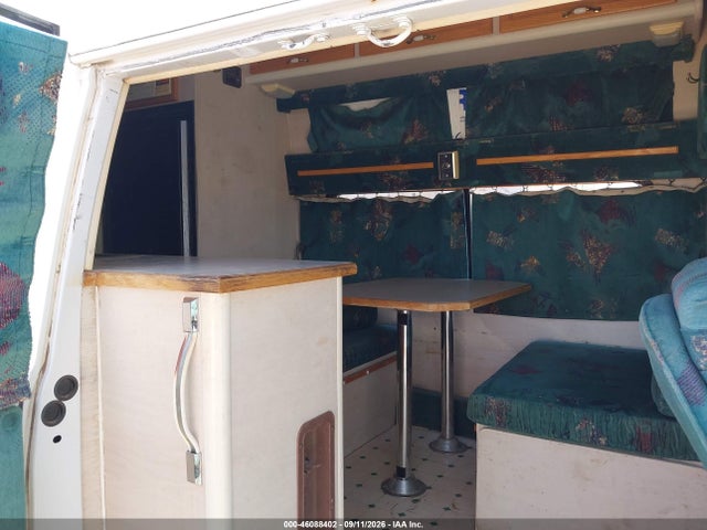 46088402 :رقم المزاد ، 1GBGG35KXSF134721 vin ، 1995 Chevrolet G30 مزاد بيع
