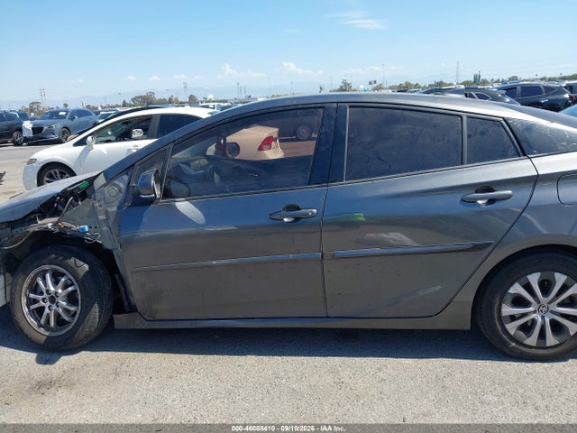 JTDKARFPXH3040045 Toyota Prius Prime Premium