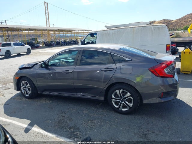 Honda Civic Lx 2018 2HGFC2F55JH507992 Image 14