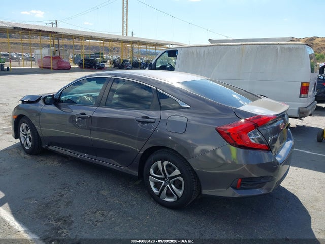 Honda Civic Lx 2018 2HGFC2F55JH507992 Image 3