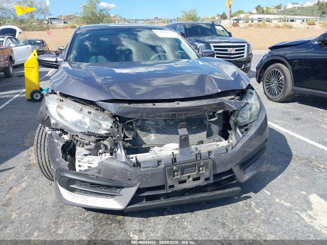 Honda Civic Lx 2018 2HGFC2F55JH507992 Image 6