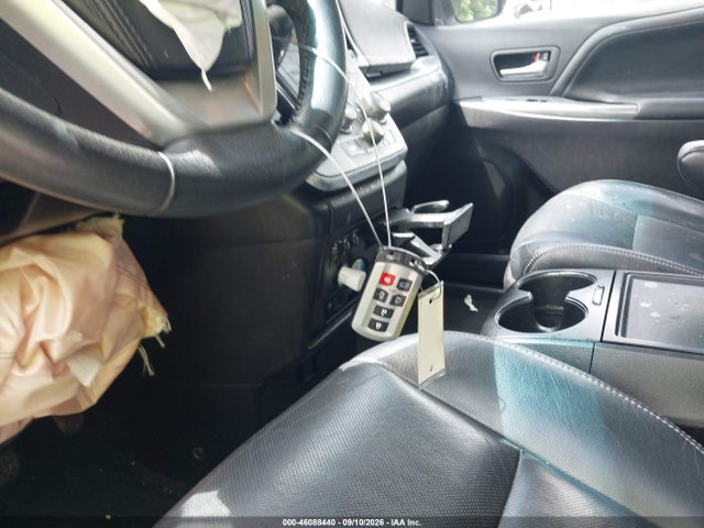 Aukcja sprzedaży 2017 Toyota Sienna Se Premium 8 Passenger, vin: 5TDXZ3DC0HS814426, numer aukcji: 46088440