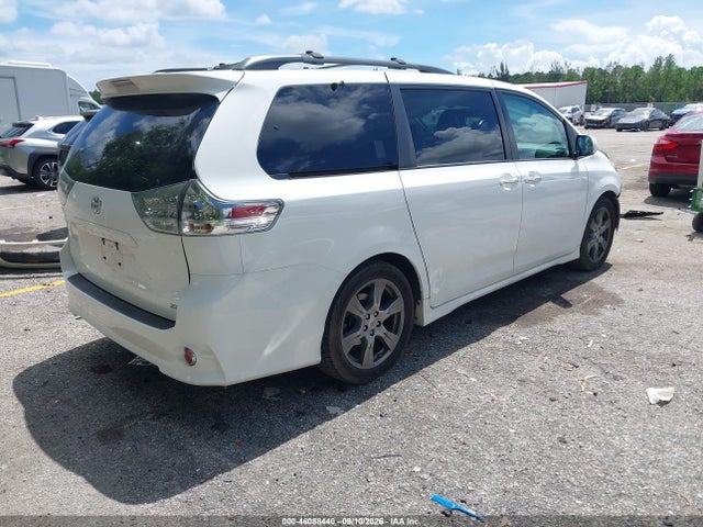 Aukcja sprzedaży 2017 Toyota Sienna Se Premium 8 Passenger, vin: 5TDXZ3DC0HS814426, numer aukcji: 46088440