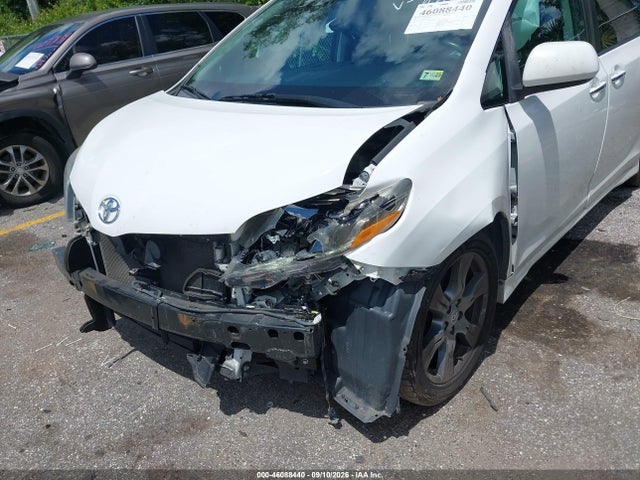 Aukcja sprzedaży 2017 Toyota Sienna Se Premium 8 Passenger, vin: 5TDXZ3DC0HS814426, numer aukcji: 46088440